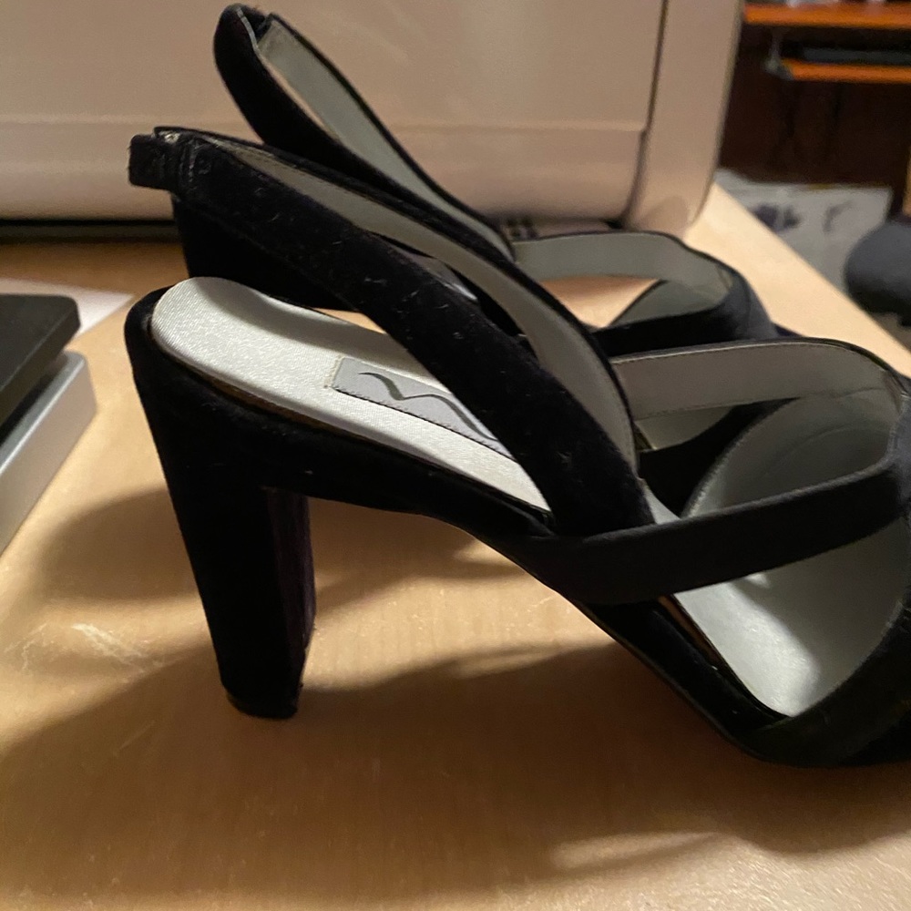 Nina Naydeen High Heels R 9M & L 8 1/2M